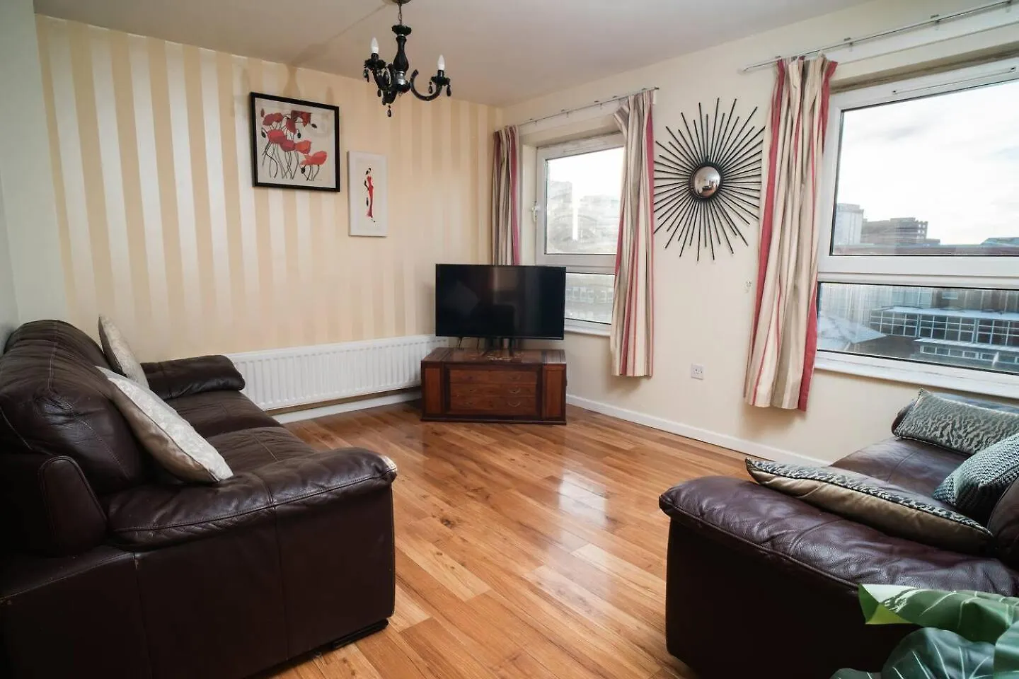 Central Duplex Apartment In Belfast City Centre